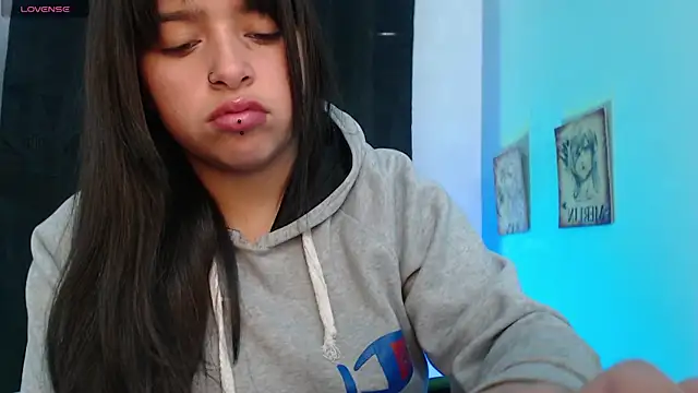 queen salomme online show from October 13, 2025, 11:45 am