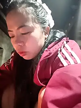 tulipsexy online show from December 14, 2025, 11:32 pm