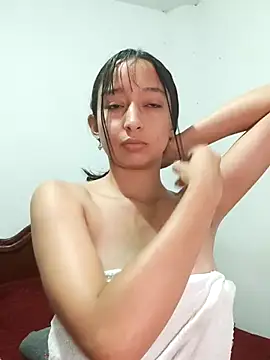 Snapshot of Vale_stone_ chatting on January 18, 2026, 11:19 pm Vale stone online show from January 18, 2026, 11:19 pm