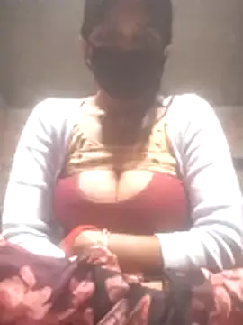 Hott cutgirl online show from October 30, 2025, 1:42 pm