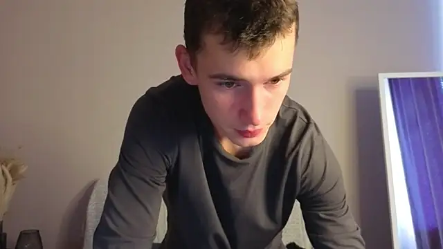 Max Foks online show from September 19, 2025, 5:00 am