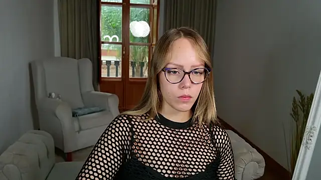 Naughty Kitti online show from October 13, 2025, 7:21 am