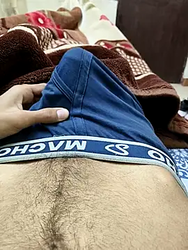 king boy070 online show from January 9, 2026, 5:25 am