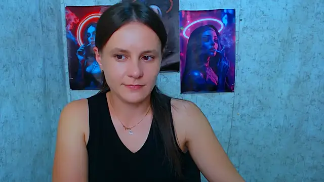 EvelinaMiss  online show from October 2, 2025, 1:03 pm
