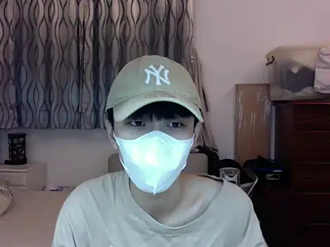 kai101010 online show from October 1, 2025, 4:11 pm