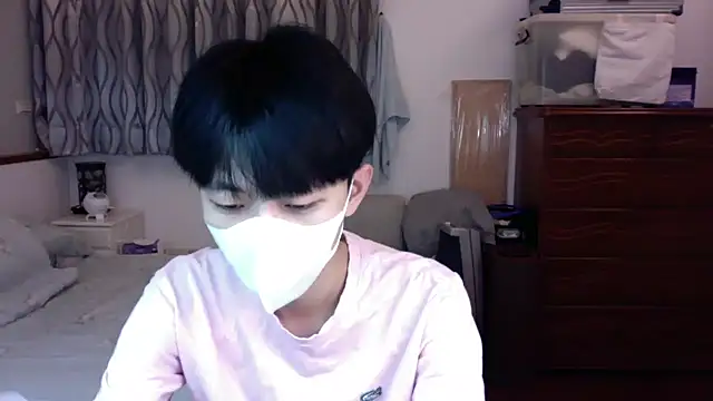 kai101010 online show from November 19, 2025, 1:11 pm