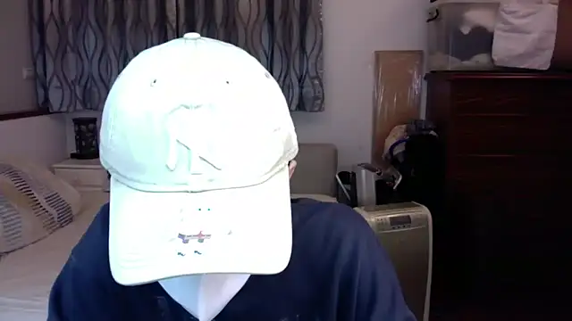 kai101010 online show from November 1, 2025, 4:01 pm