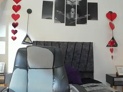Snapshot of skinny_kinkyxx chatting on October 3, 2025, 6:53 pm skinny kinkyxx online show from October 3, 2025, 6:53 pm