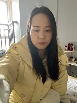 Snapshot of wxj1019 chatting on December 21, 2025, 5:42 am wxj1019 online show from December 21, 2025, 5:42 am