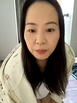 Snapshot of wxj1019 chatting on November 15, 2025, 6:06 am wxj1019 online show from November 15, 2025, 6:06 am