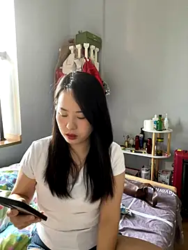 Snapshot of wxj1019 chatting on November 23, 2025, 4:33 am wxj1019 online show from November 23, 2025, 4:33 am