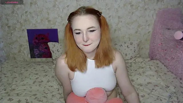 CherrieChuu online show from September 26, 2025, 2:13 pm