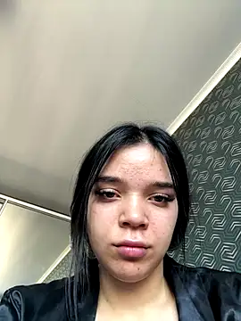 Tiffanysavelin online show from September 26, 2025, 9:05 am