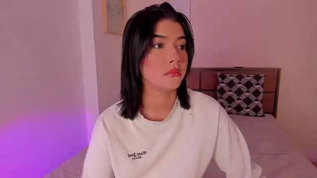 SofiaClarkson online show from January 10, 2026, 1:17 pm