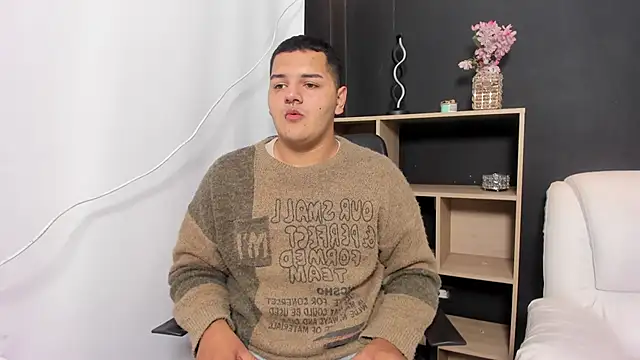 NathanGrand  online show from October 2, 2025, 4:38 am