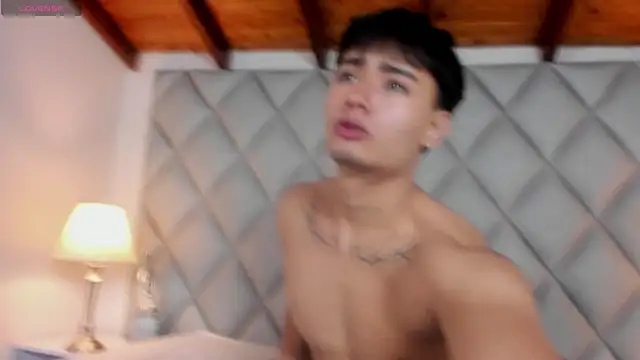 Snapshot of Clement_Reyes chatting on November 21, 2025, 12:37 pm Clement Reyes online show from November 21, 2025, 12:37 pm