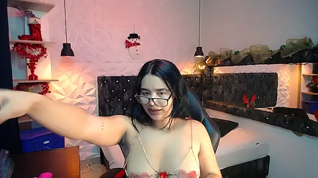 Snapshot of Amy_dl chatting on November 28, 2025, 12:27 pm Amy dl online show from November 28, 2025, 12:27 pm