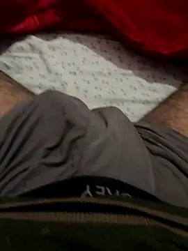 Snapshot of satisfyursoul chatting on December 19, 2025, 7:44 am satisfyursoul online show from December 19, 2025, 7:44 am