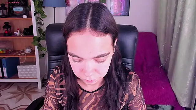 Elise Noir online show from September 30, 2025, 3:51 pm