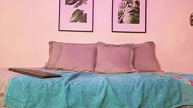 Snapshot of afrodita_aares chatting on February 18, 2026, 7:43 pm afrodita aares online show from February 18, 2026, 7:43 pm