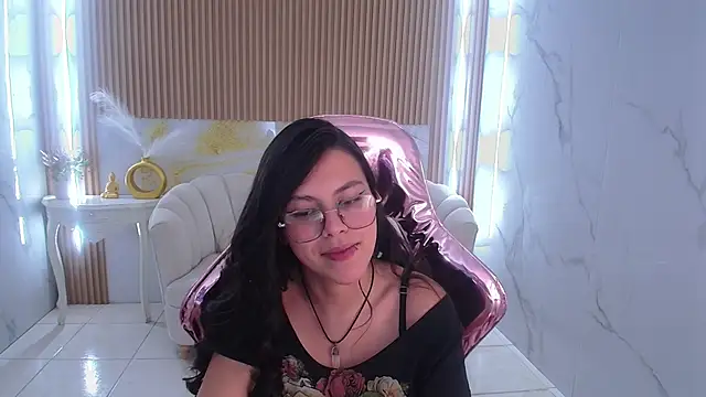 medusa11 s online show from October 6, 2025, 8:53 pm