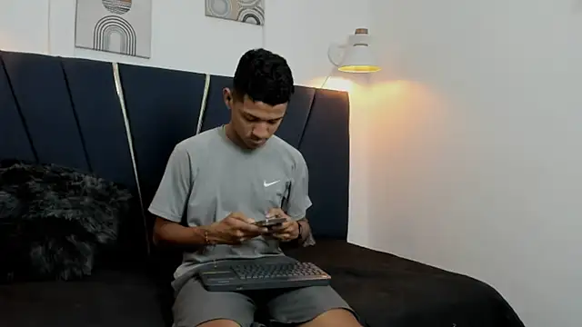 nirox cum23 online show from October 7, 2025, 11:39 pm