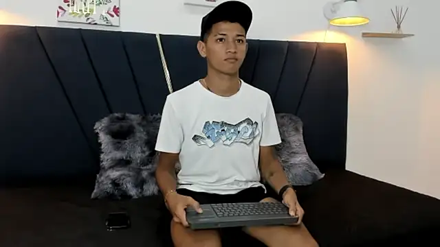 nirox cum23 online show from September 24, 2025, 3:35 am