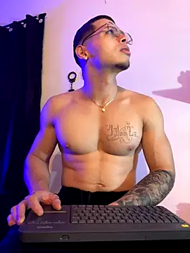 Matt your master  online show from November 2, 2025, 10:42 am