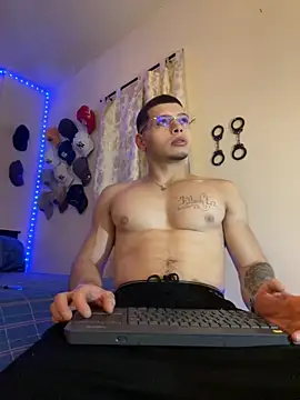 Matt your master  online show from October 18, 2025, 12:34 am