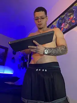 Matt your master  online show from November 7, 2025, 1:10 am