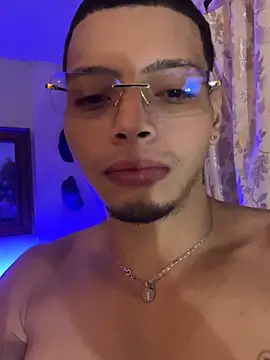 Matt your master  online show from October 30, 2025, 11:01 pm