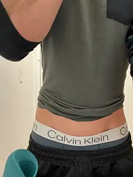 Snapshot of gymratforyouu chatting on February 17, 2026, 3:04 am gymratforyouu online show from February 17, 2026, 3:04 am