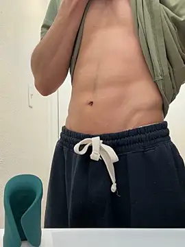 Snapshot of gymratforyouu chatting on November 7, 2025, 12:15 am gymratforyouu online show from November 7, 2025, 12:15 am