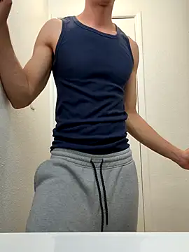 Snapshot of gymratforyouu chatting on October 18, 2025, 4:47 am gymratforyouu online show from October 18, 2025, 4:47 am