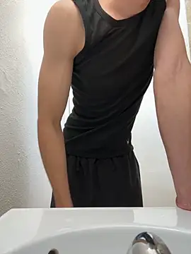 Snapshot of gymratforyouu chatting on October 29, 2025, 9:36 pm gymratforyouu online show from October 29, 2025, 9:36 pm