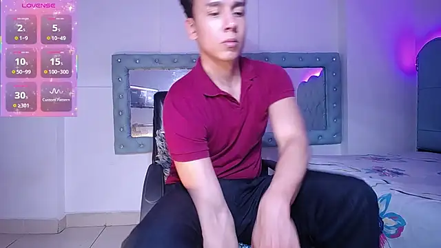 Andrew Thomas  online show from November 2, 2025, 4:06 am