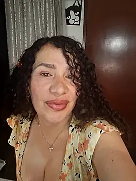 Snapshot of Lina_444 chatting on July 18, 2026, 1:36 am Lina 444 online show from July 18, 2026, 1:36 am