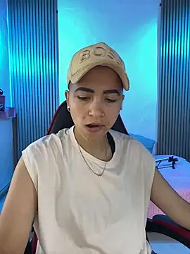 nicocoox online show from June 7, 2026, 9:09 pm