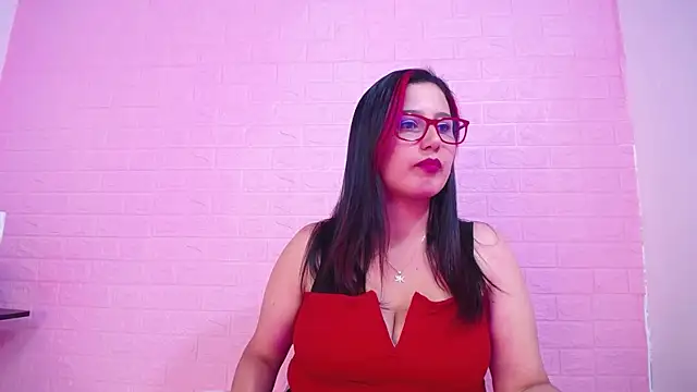 Sara1126  online show from September 19, 2025, 6:06 am