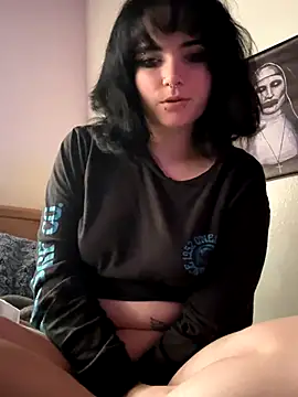 slttystargirl online show from September 18, 2025, 7:06 pm