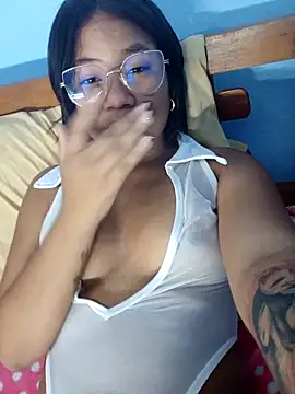 little onixx online show from October 10, 2025, 11:11 am