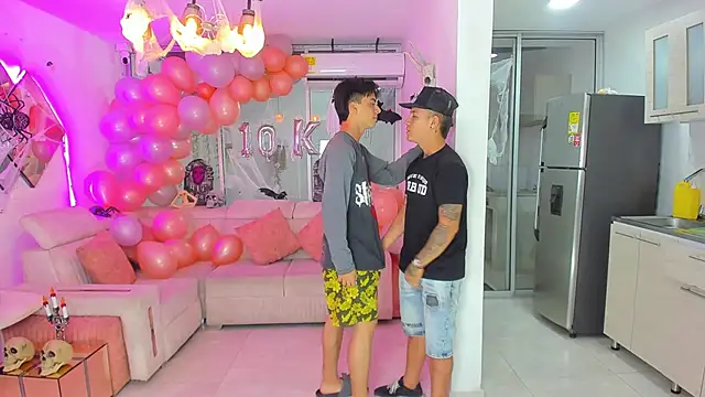 Snapshot of Houseofwarrios chatting on October 30, 2025, 5:28 am Houseofwarrios online show from October 30, 2025, 5:28 am