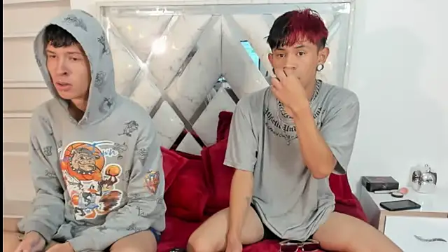 DemianSalvatore online show from October 20, 2025, 2:13 am