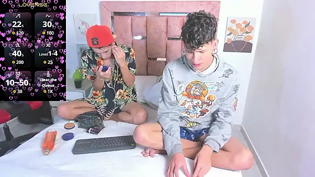 DemianSalvatore online show from January 16, 2026, 10:14 pm