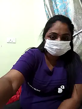 queendivya online show from October 3, 2025, 4:08 pm