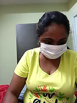queendivya online show from October 2, 2025, 12:47 am