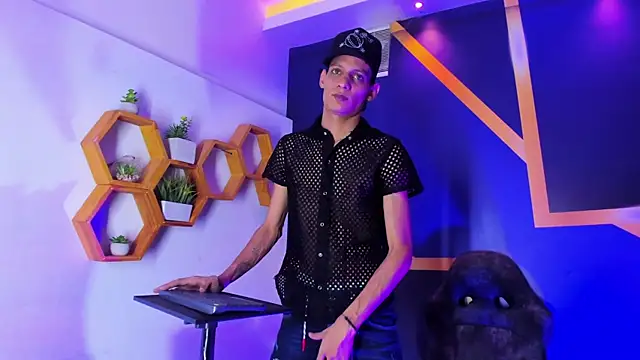 Imperialboys 2 online show from September 20, 2025, 3:22 am