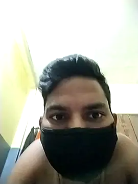 VickyMonster5 online show from October 6, 2025, 8:31 pm