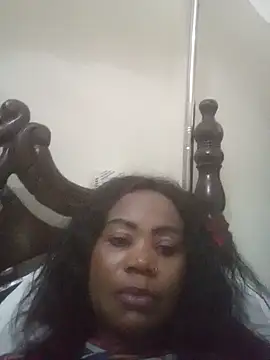 SweetRedBerry99 online show from September 28, 2025, 3:19 pm