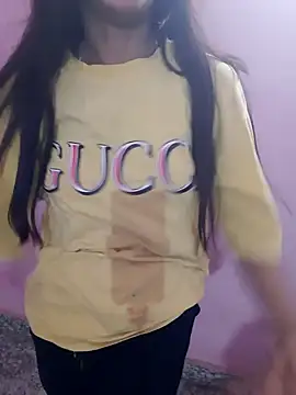 Baby girl67 online show from October 28, 2025, 6:12 am